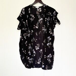 GENTLE FAWN Caleb Kimono Black Floral One Size